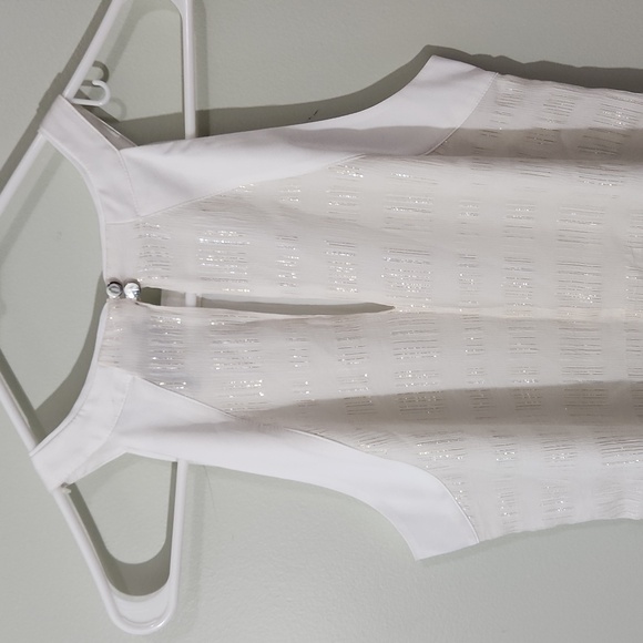 White House Black Market Blouse - Picture 5 of 6